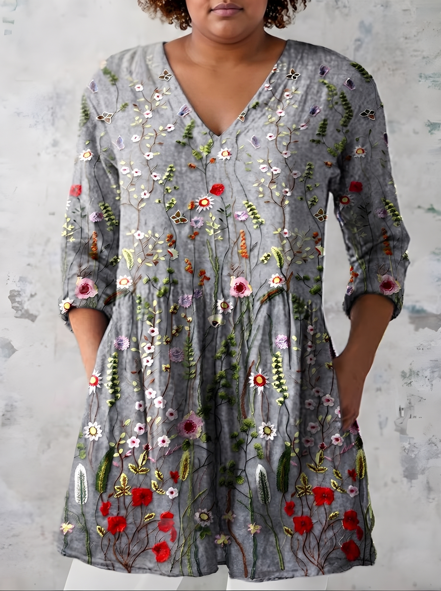 Audrey | Long Blouse with V-Neck